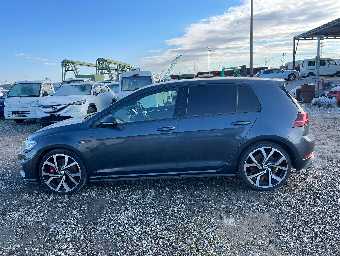 VOLKSWAGEN GOLF GTI 2017 Image 3