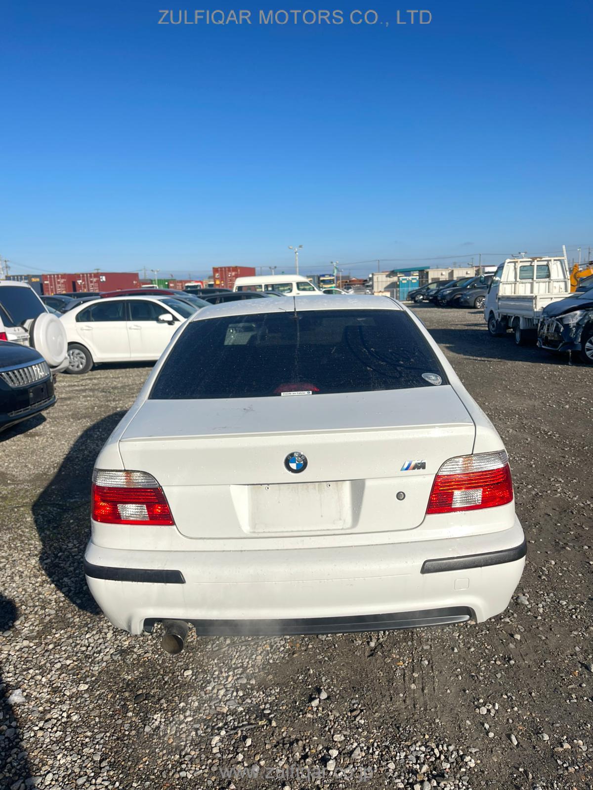 BMW 5 SERIES 2003 Image 8