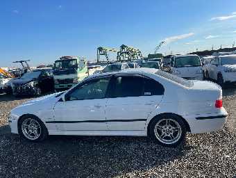 BMW 5 SERIES 2003 Image 4