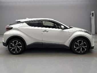 TOYOTA C-HR 2018 Image 6