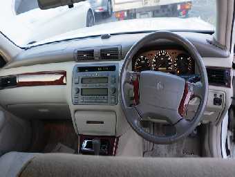 TOYOTA CROWN 2001 Image 11