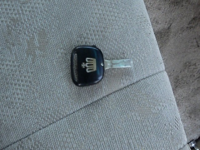 TOYOTA CROWN 2001 Image 20