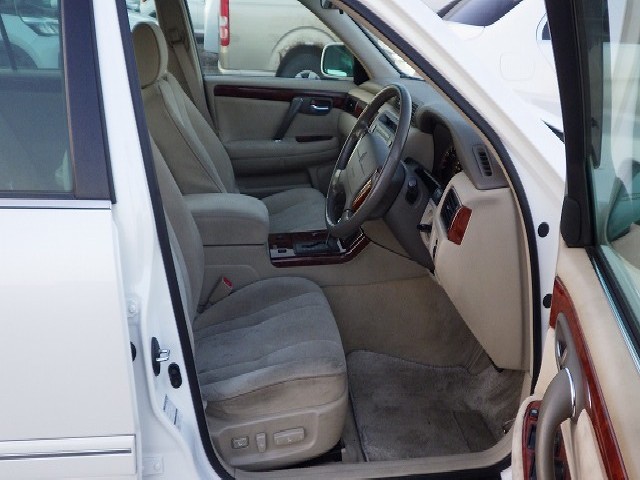 TOYOTA CROWN 2001 Image 21