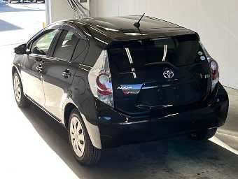TOYOTA AQUA 2014 Image 5
