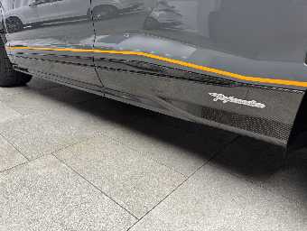 LAMBORGHINI URUS 2025 Image 19