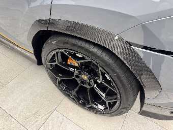 LAMBORGHINI URUS 2025 Image 20