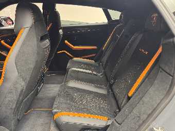 LAMBORGHINI URUS 2025 Image 37