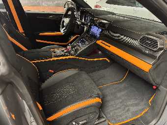 LAMBORGHINI URUS 2025 Image 41