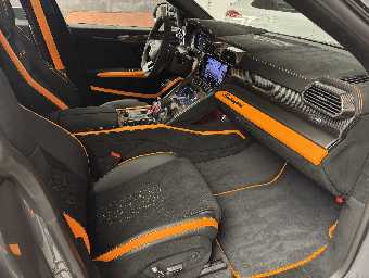 LAMBORGHINI URUS 2025 Image 43