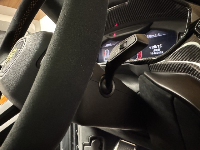 LAMBORGHINI URUS 2025 Image 71