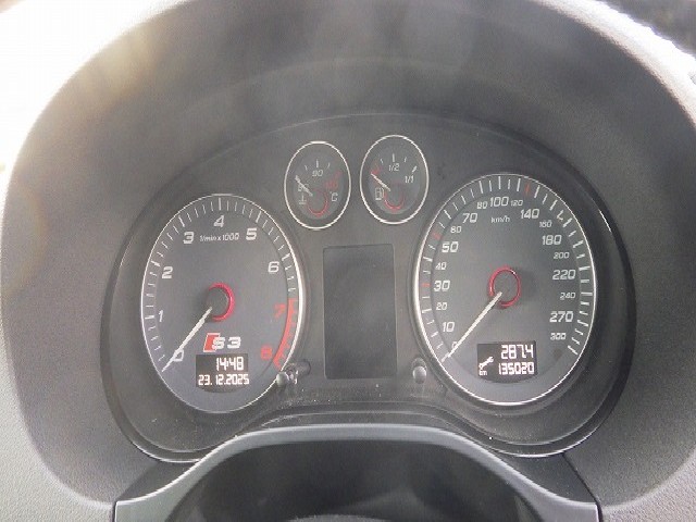 AUDI S3 2010 Image 19