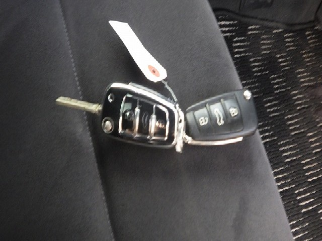 AUDI S3 2010 Image 22