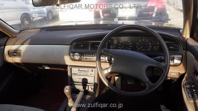 NISSAN LAUREL 1992 Image 11