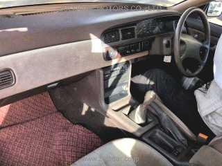 NISSAN LAUREL 1992 Image 3
