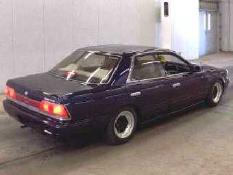 NISSAN LAUREL 1992 Image 5
