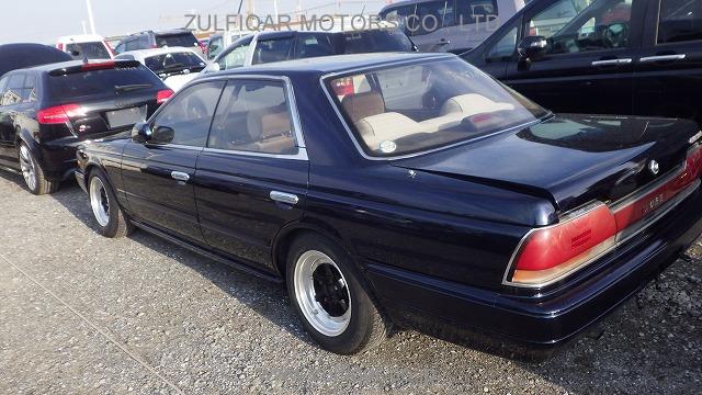 NISSAN LAUREL 1992 Image 9