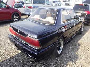 NISSAN LAUREL 1992 Image 10