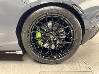 LAMBORGHINI REVUELTO 2025 Image 18