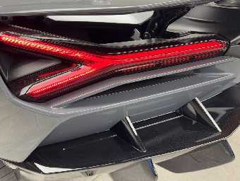 LAMBORGHINI REVUELTO 2025 Image 25