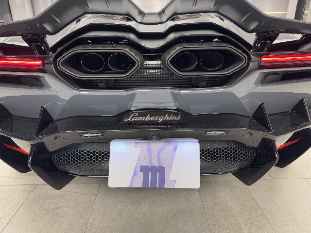 LAMBORGHINI REVUELTO 2025 Image 34