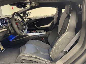 LAMBORGHINI REVUELTO 2025 Image 33