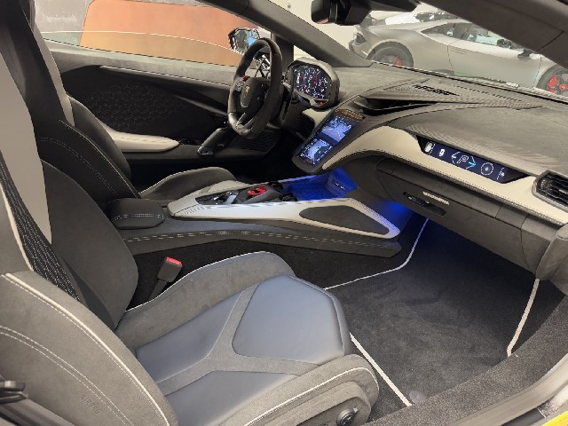 LAMBORGHINI REVUELTO 2025 Image 43