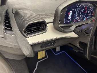 LAMBORGHINI REVUELTO 2025 Image 40