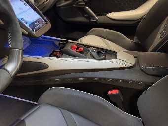 LAMBORGHINI REVUELTO 2025 Image 60