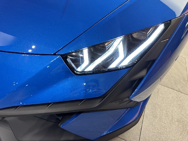 LAMBORGHINI HURACAN 2023 Image 19