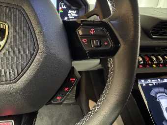 LAMBORGHINI HURACAN 2023 Image 32