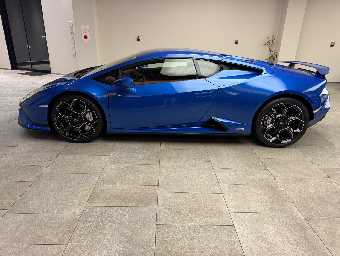 LAMBORGHINI HURACAN 2023 Image 8
