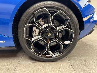 LAMBORGHINI HURACAN 2023 Image 10