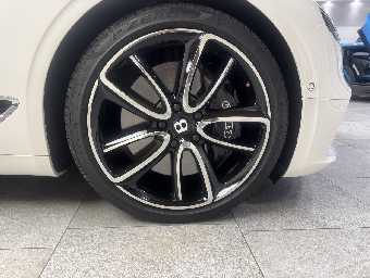 BENTLEY CONTINENTAL 2021 Image 20