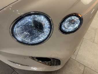 BENTLEY CONTINENTAL 2021 Image 21