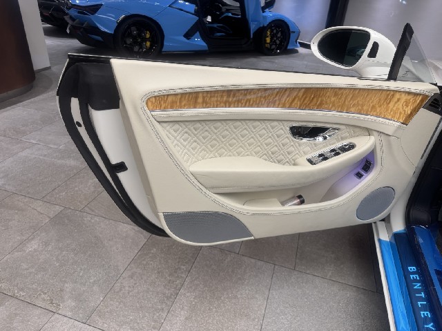 BENTLEY CONTINENTAL 2021 Image 34