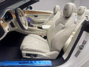 BENTLEY CONTINENTAL 2021 Image 30