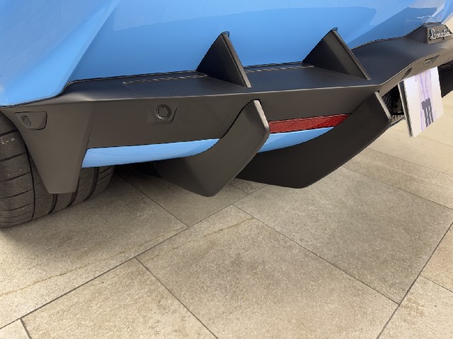 LAMBORGHINI REVUELTO 2024 Image 33
