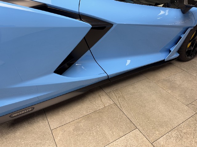 LAMBORGHINI REVUELTO 2024 Image 37