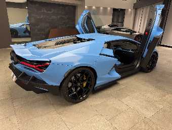 LAMBORGHINI REVUELTO 2024 Image 5