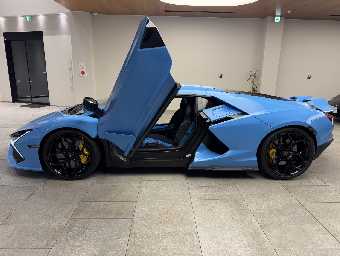 LAMBORGHINI REVUELTO 2024 Image 8