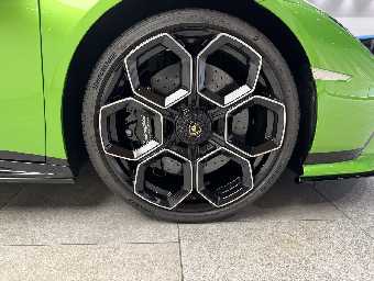 LAMBORGHINI HURACAN 2023 Image 12