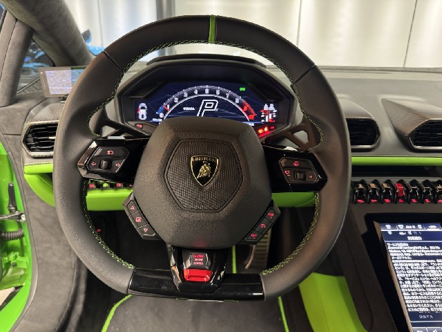 LAMBORGHINI HURACAN 2023 Image 37