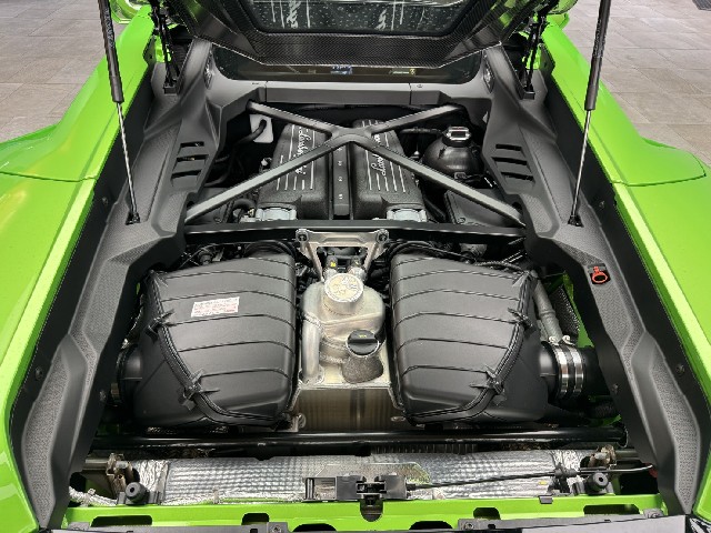 LAMBORGHINI HURACAN 2023 Image 46
