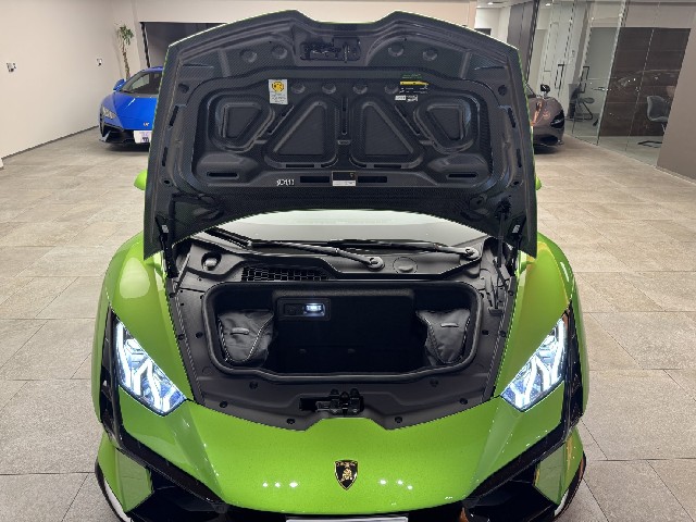 LAMBORGHINI HURACAN 2023 Image 48