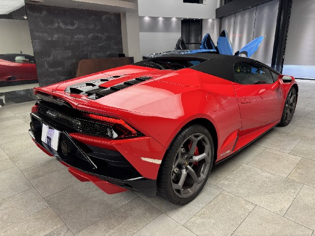 LAMBORGHINI HURACAN 2022 Image 20