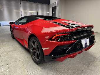 LAMBORGHINI HURACAN 2022 Image 16