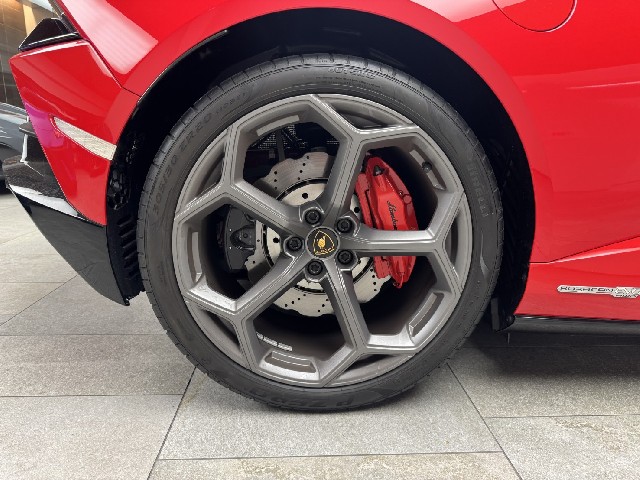 LAMBORGHINI HURACAN 2022 Image 26