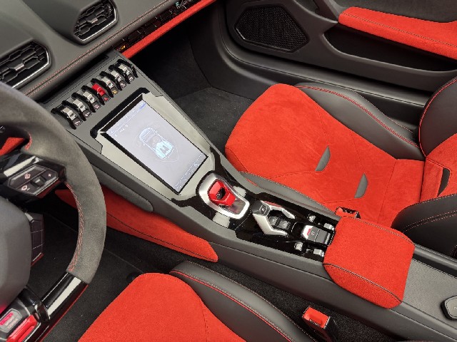 LAMBORGHINI HURACAN 2022 Image 48