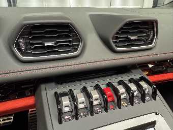 LAMBORGHINI HURACAN 2022 Image 48