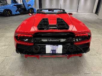 LAMBORGHINI HURACAN 2022 Image 7